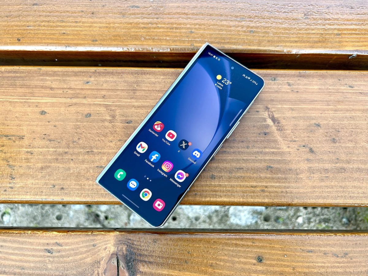 Samsung Galaxy Z Fold 5